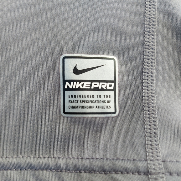 Nike Pro Sport Shirt - Picture 4 of 5